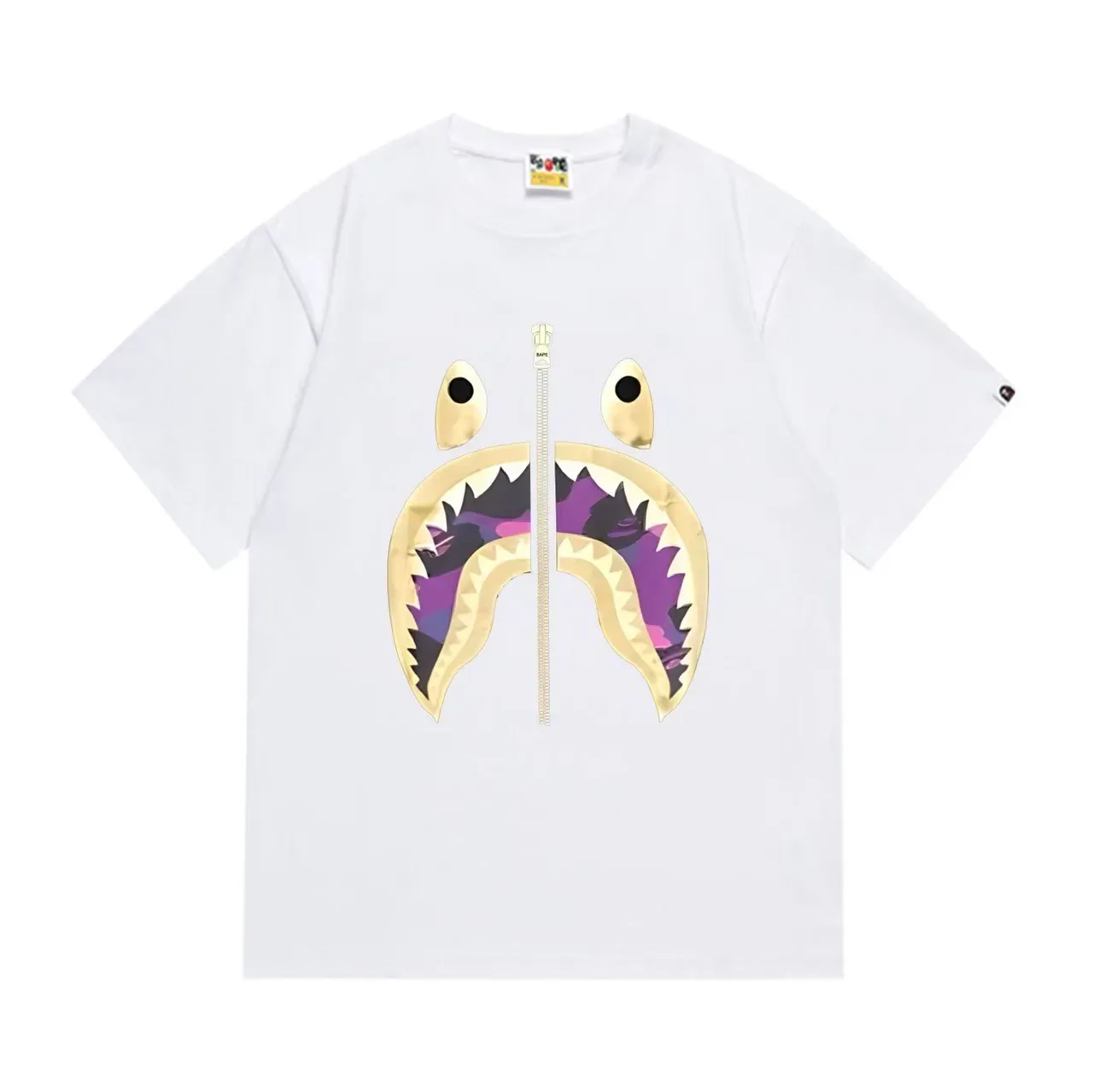 T-shirt A Bathing Ape Shark Hoodie noir et violet imprimé graphique détail zip 4