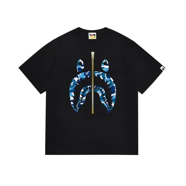 تيشيرت A Bathing Ape Shark Hoodie أبيض وردي بطباعة جرافيك أمامية وتفصيل سحاب ذهبي في الوسط 9
