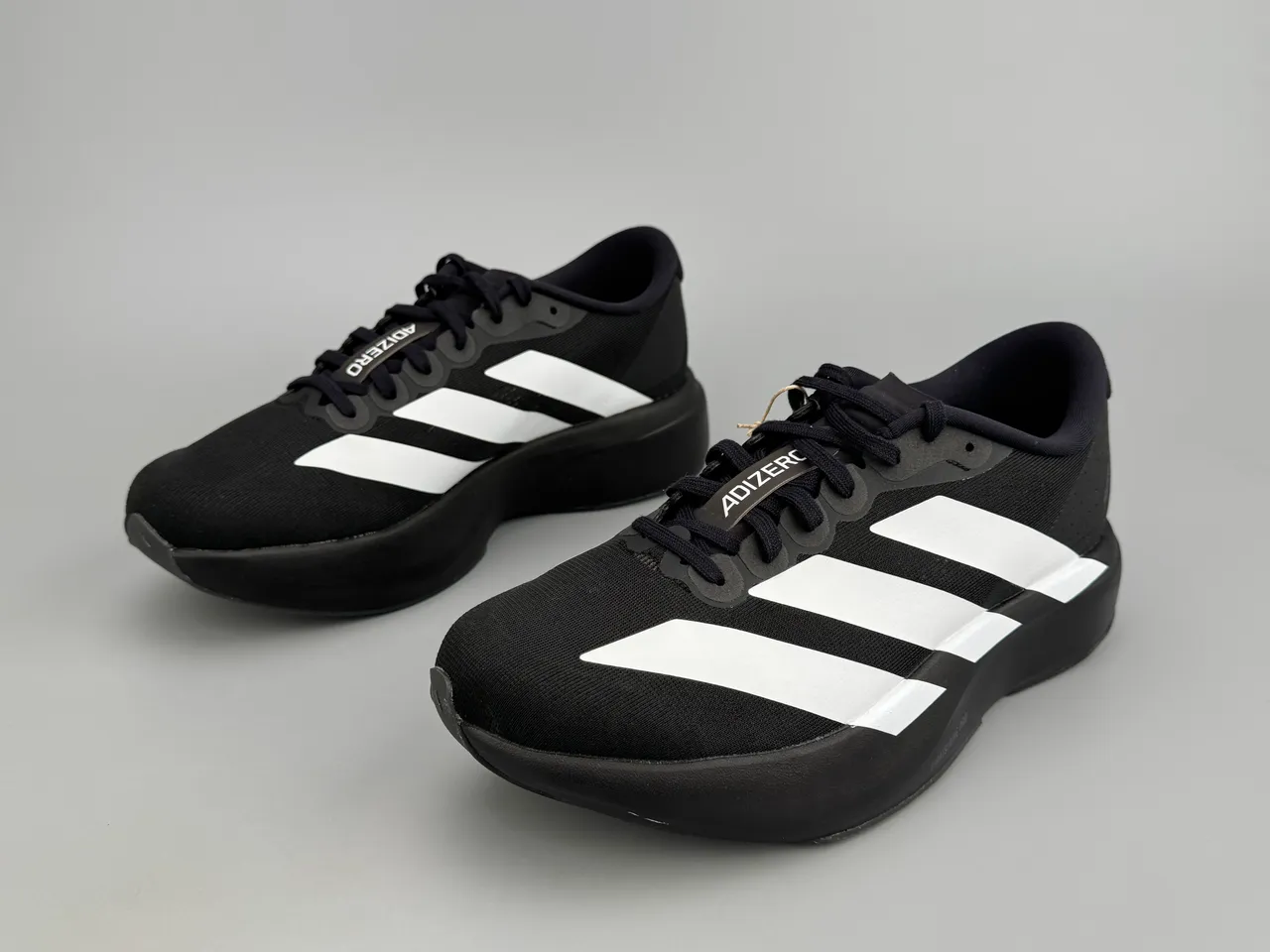 Adidas Adizero Evo SL Tênis de corrida pretos e brancos 5