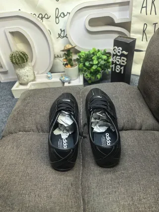 Adidas Black Leather Velcro Strap Low-Top Sneakers 8