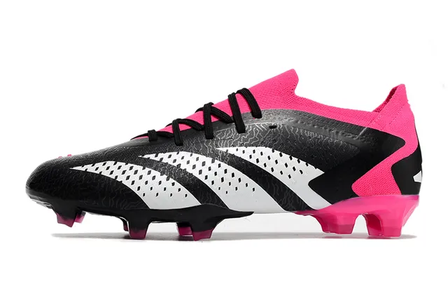 Adidas Black Pink Bottine de Football à Coupe Basse Empiègne Synthétique Texturée Ground Firme Chaussures de Football 22