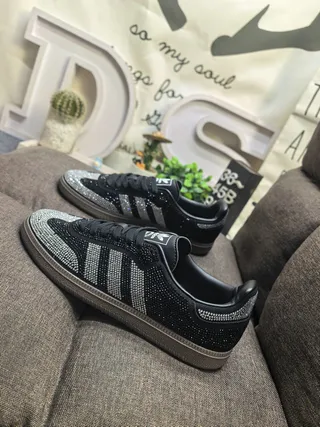 Adidas Chaussures Lifestyle Noires Argentées à Cristaux Basses 7