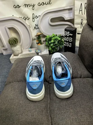 Adidas नीला-भूरा हल्का जाली ऊपरी तराशा फोम मिडसोल रनिंग जूते 8