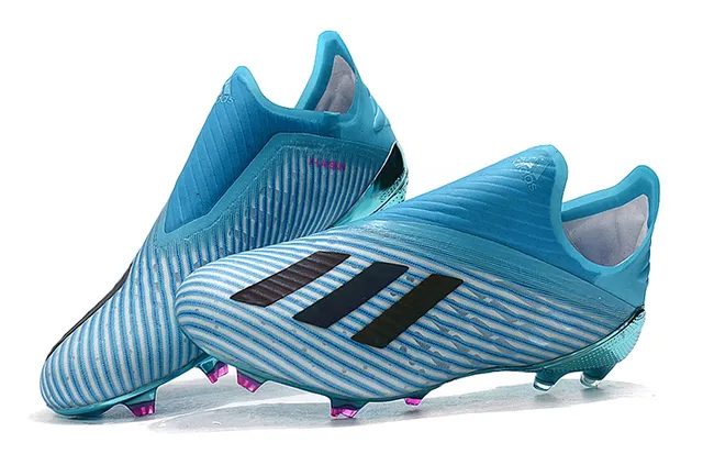 Adidas 蓝色粉色半透明青色针织鞋面金属反光鞋底板钉入式足球鞋 2