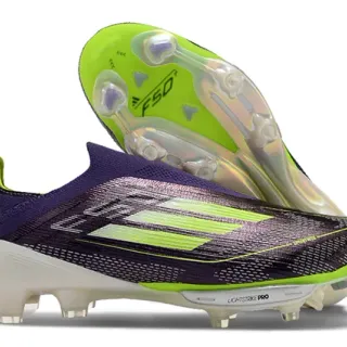 Adidas F50 Chaussures de football avec upper en maille violet et vert, col sock-fit, pour terrain ferme