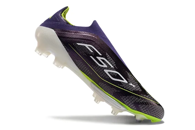 Adidas F50 Zapatos de fútbol con upper de tejido Knit en morado y verde, cuello sock-fit, para terreno firme 2