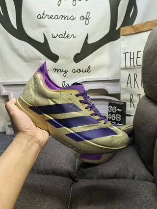 Adidas Or Violet Sculpté Intermédiaire Maille Ingénierisée Upper Chaussures de Course 5
