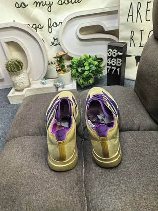 Adidas Or Violet Sculpté Intermédiaire Maille Ingénierisée Upper Chaussures de Course 8