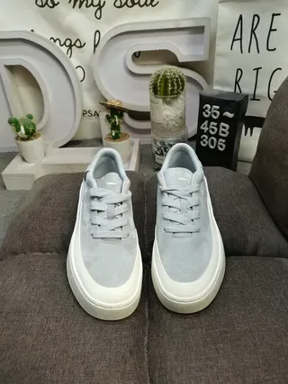 Adidas Gray White Suede Upper Platform Sole Lifestyle Sneakers 10