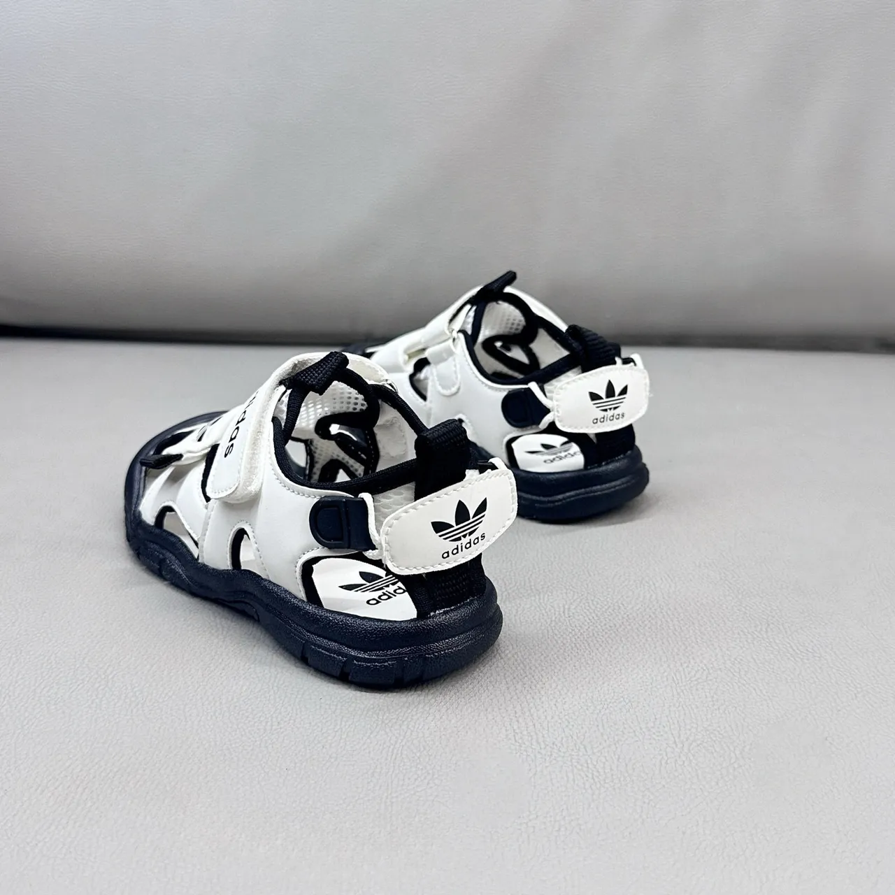 Adidas Kids Pink Multi-Strap Velcro Casual Sandals 10