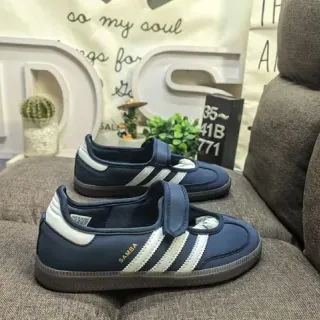 Adidas Navy White بدون أربطة Velcro حزام ثلاث شرائط لوح جانبي أسلوب حياتي حذاء رياضي