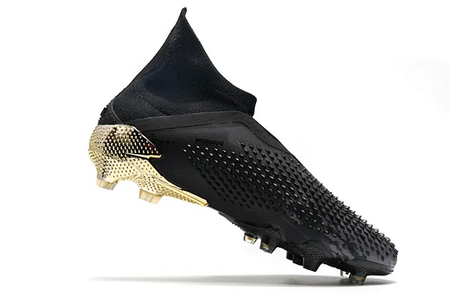 Adidas Predator Chaussures de football noir et or coupe haute ajustement chaussette partie supérieure contrefort métallique talon terrain ferme 3
