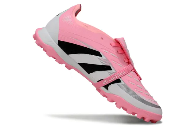 Adidas Predator पिंक ब्लैक लो-कट लेसलेस स्ट्रैप टर्फ सोकर जूते 10