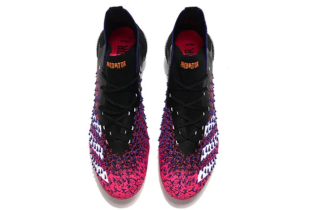 Adidas Predator গোলাপি বেগুনি উচ্চ-কাট সক-ফিট কলার ফার্ম-গ্রাউন্ড ফুটবল জুতা 2
