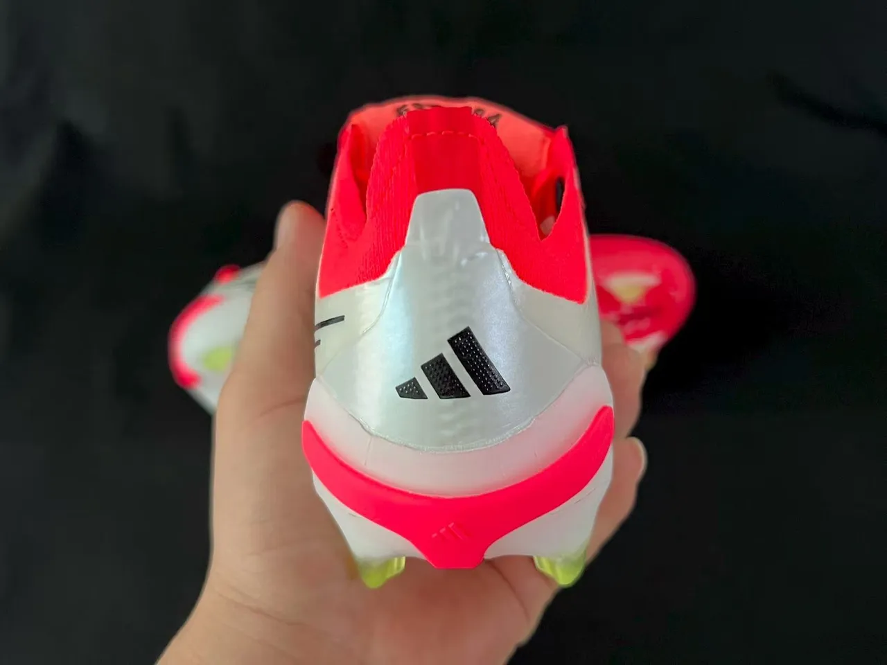 Adidas Predator Red White Blade-Style Overlays Lace Lock Strap Firm-Ground ফুটবল জুতো 5