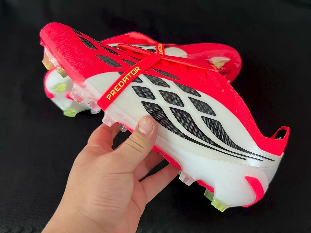 Adidas Predator Red White Blade-Style Overlays Lace Lock Strap Firm-Ground ফুটবল জুতো 6
