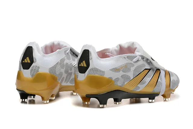 Adidas Predator White Gold Sem cadarço Fechamento de tirante Padrão Camo Malha Superior Campo Firme Sapatos de Futebol 2