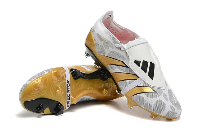 Adidas Predator White Gold Sem cadarço Fechamento de tirante Padrão Camo Malha Superior Campo Firme Sapatos de Futebol 6