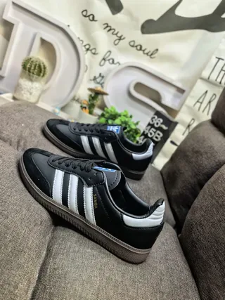 Adidas Samba 黑白生活方式运动鞋 7
