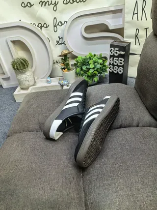 Adidas Samba Black White Gum Zapatillas lifestyle slip-on 6