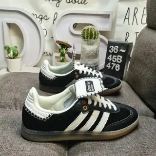 Adidas Samba OG أسود أبيض Gum حذاء يومي