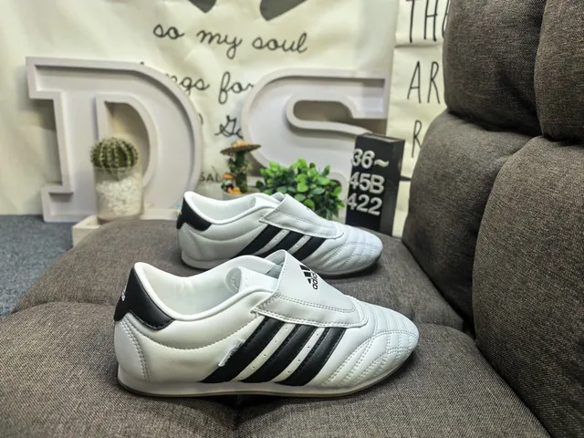Adidas Samba OG White Black Lifestyle Sneakers 21