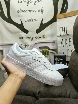 Adidas Samba chaussures lifestyle blanches noires marrons 5