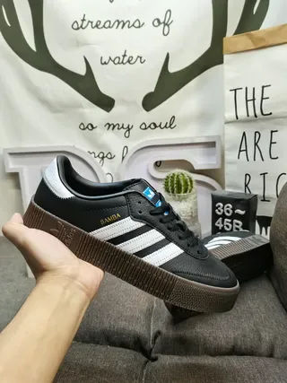 Adidas Samba chaussures lifestyle blanches noires marrons 15
