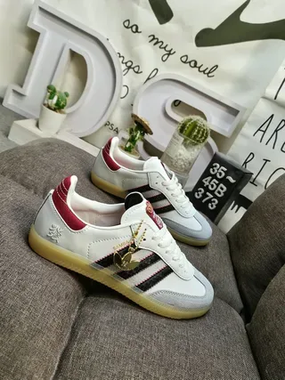 Adidas Samba White Red Black Gum 生活方式运动鞋 9