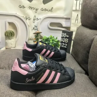 Adidas Superstar أحذية رياضية أسلوب حياة سوداء وردية