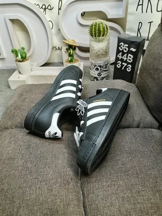 Adidas Superstar أحذية أسلوب حياة سوداء وبيضاء 6