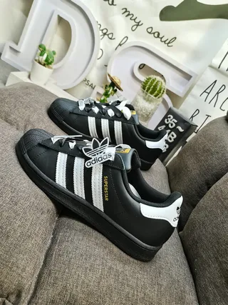 Adidas Superstar أحذية أسلوب حياة سوداء وبيضاء 7