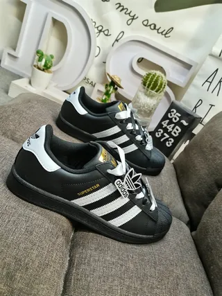Adidas Superstar أحذية أسلوب حياة سوداء وبيضاء 9
