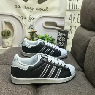 Adidas Superstar أسود وأبيض Shell-Toe حذاء أسلوب حياة