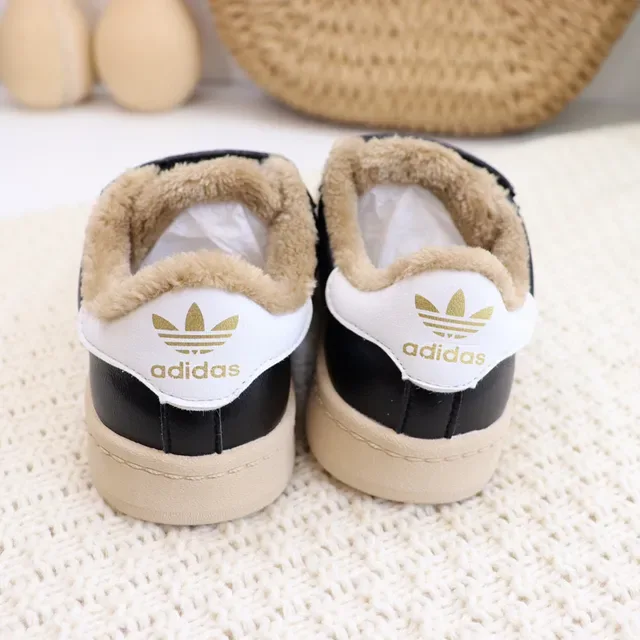 Adidas Superstar Kids Velcro Strap Chaussures Lifestyle pour enfants 10