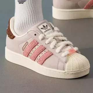 Adidas Superstar وردي شريط فروي أسلوب حياة رياضية