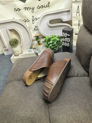 Adidas Superstar Slide Chaussons en cuir marron avec semelle en liège 6