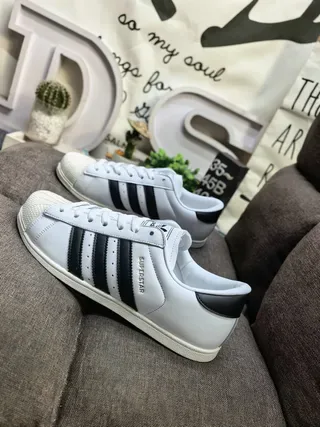 Adidas Superstar Tênis Lifestyle Branco e Preto 7