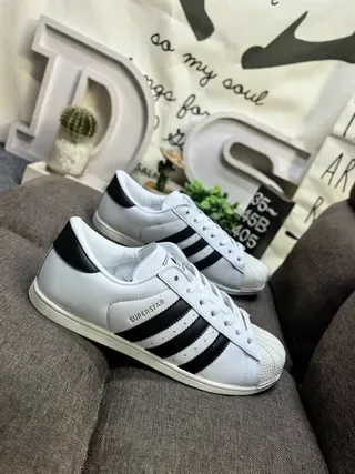 Adidas Superstar Tênis Lifestyle Branco e Preto 9
