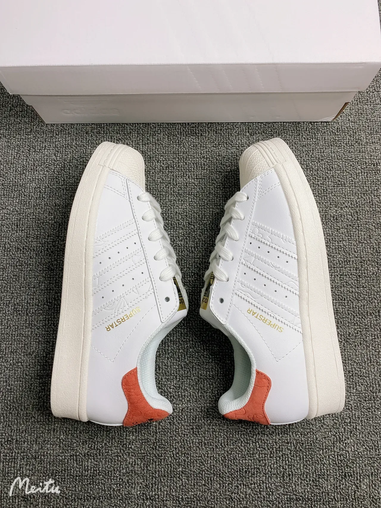 Adidas Superstar White Orange Gold 生活方式运动鞋 9