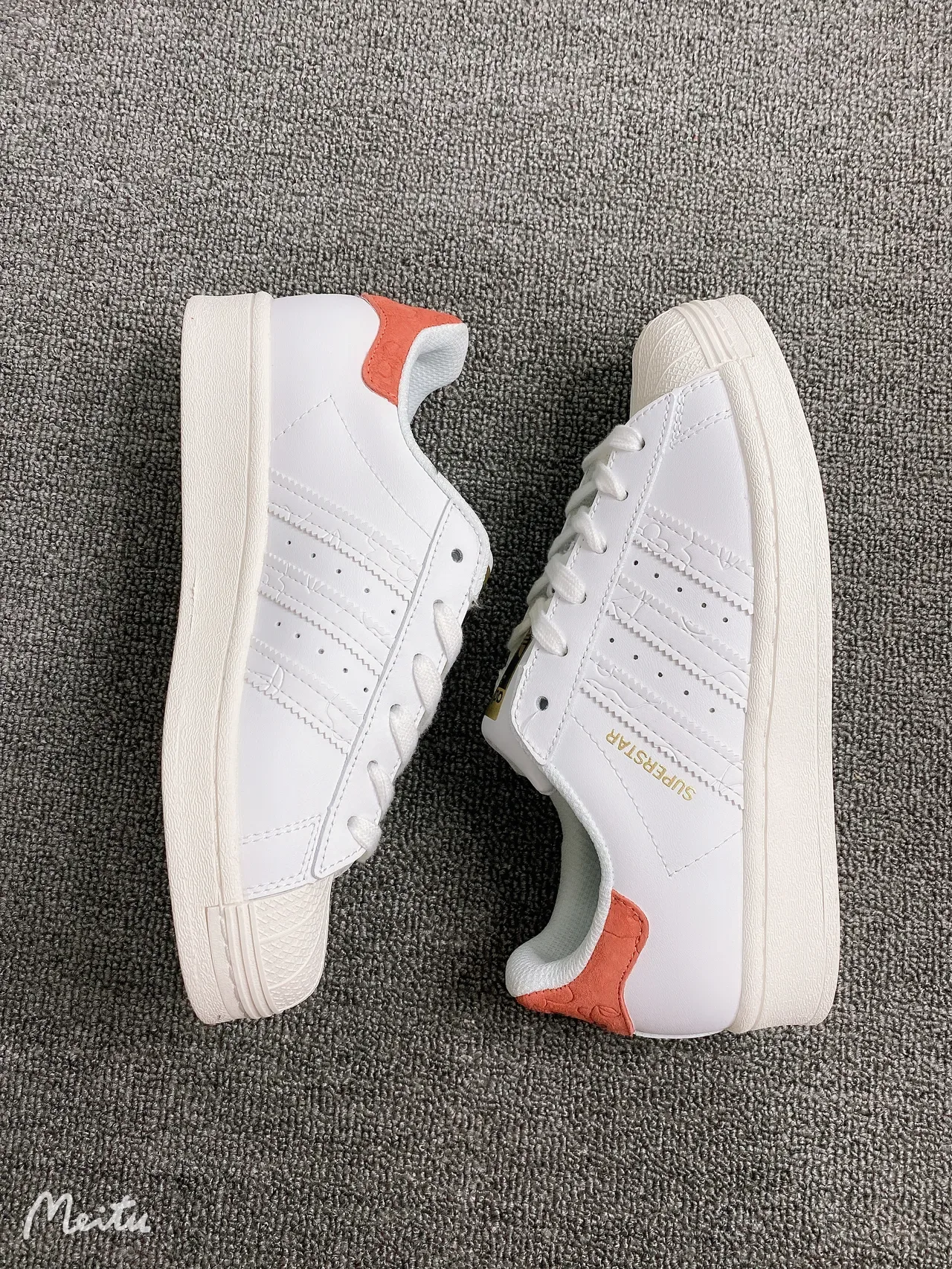 Adidas Superstar White Orange Gold 生活方式运动鞋 14