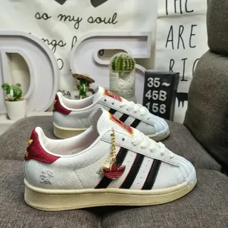 Adidas Superstar أبيض أحمر أسود حذاء رياضي للأسلوب الحياتي