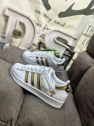 Adidas Superstar White Red Low-Top Shell Toe Lifestyle Sneakers 7