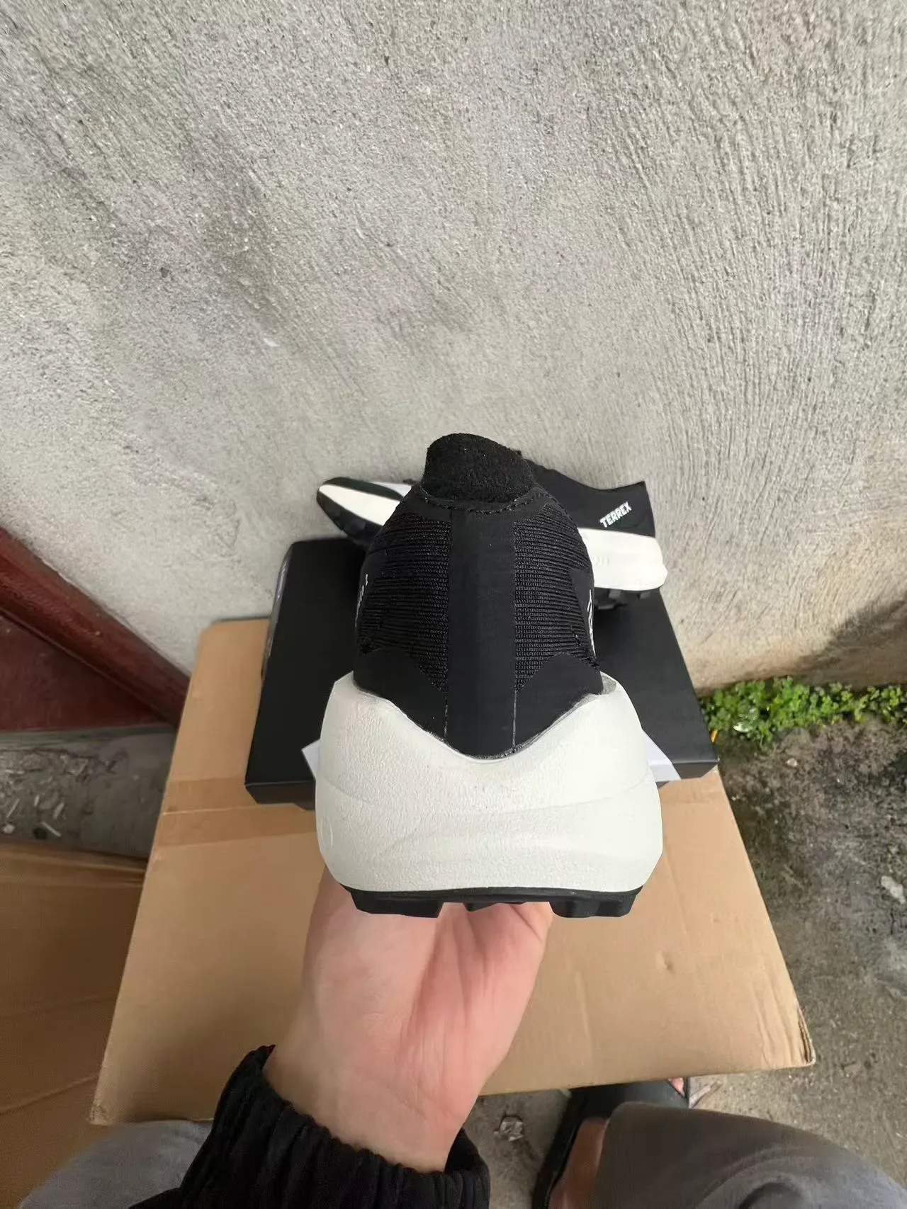 Adidas TERREX Lightstrike Pro काली सफेद ट्रेल रनिंग जूते 7