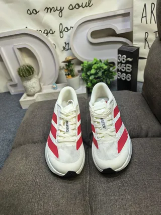 Adidas 白黑 工程网面鞋面 三条侧边品牌 跑鞋 20