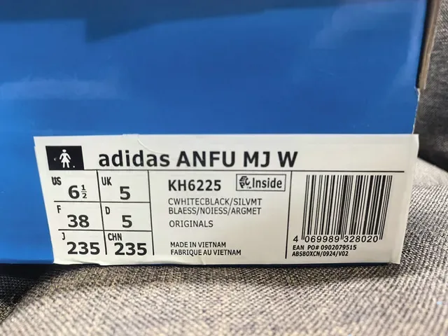 Adidas White Black Low-Top Velcro Strap Closure Lifestyle Sneakers 2