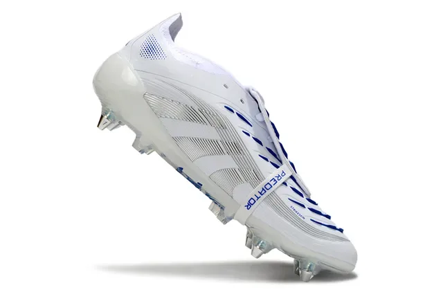 Adidas Blancos y Azules Zapatos de Fútbol con Upper Sintético y Acentos de Marca para Firm Ground 2