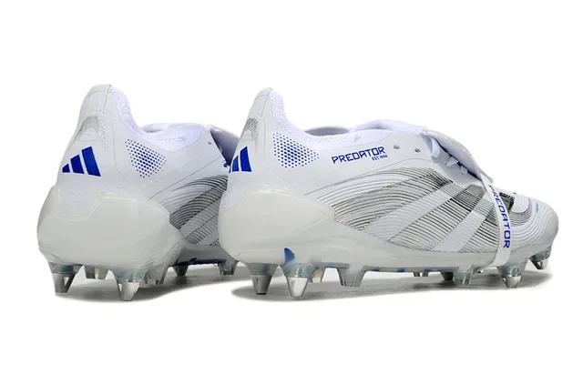 Adidas Blancos y Azules Zapatos de Fútbol con Upper Sintético y Acentos de Marca para Firm Ground 5