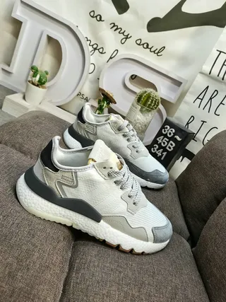 Adidas Tênis Brancos Amarelos Solado Médio Listra Três Painel Lateral Chunky Sneakers 19