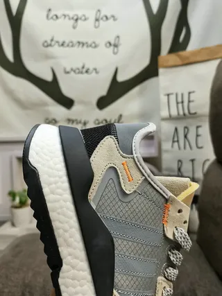 Adidas Tênis Brancos Amarelos Solado Médio Listra Três Painel Lateral Chunky Sneakers 23